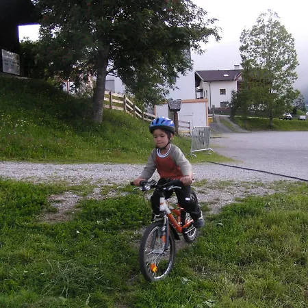 Bijou Δωμάτια σε οικογενειακή κατοικία *