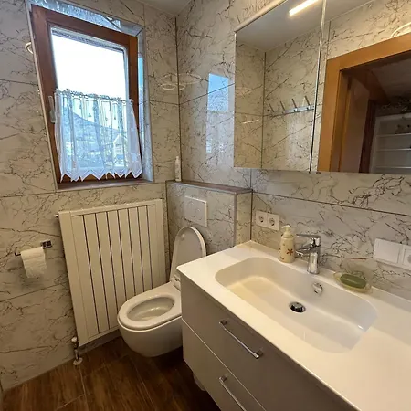 Bijou Δωμάτια σε οικογενειακή κατοικία